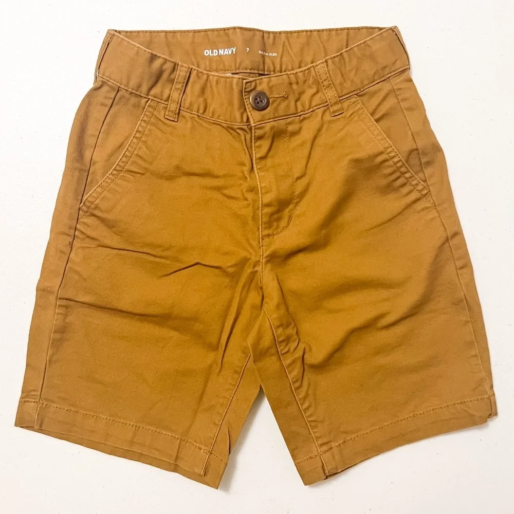 Old Navy Boys Knee Length Straight Twill Shorts - Tan, Size 7
